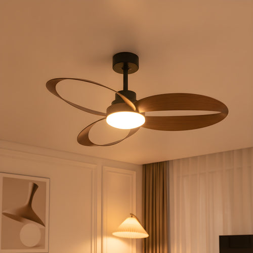 Ventilateur Doucevent vu de dessous, éclairage LED allumé